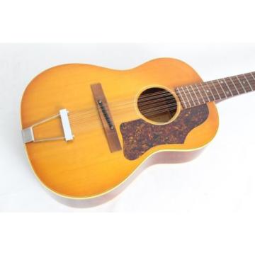 1967 martin guitar Gibson guitar strings martin B-25 guitar martin 12-String martin guitar accessories Cherry martin acoustic strings Sunburst w/case - All original -