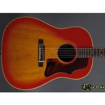 1967 martin guitar Gibson martin J45 martin guitar case Roundshoulder dreadnought acoustic guitar Flattop martin guitars - Cherry Sunburst - EXC ++