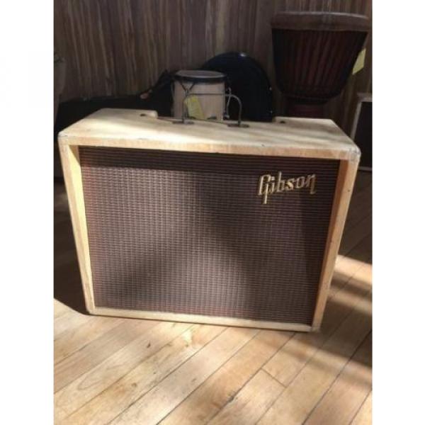 Gibson acoustic guitar strings martin GA-8T martin Gibsonette guitar strings martin Tremolo martin acoustic guitars 1x10 martin guitar case Tube Amplifier #2 image